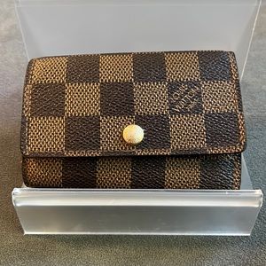 Authentic Louis Vuitton Key Holder
